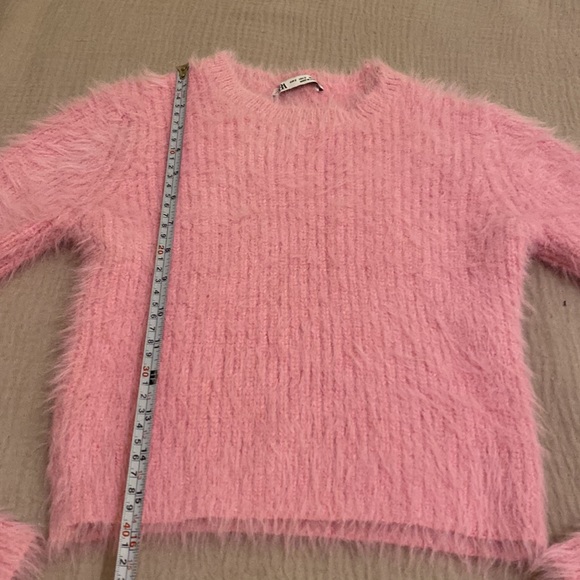 Zara Soft Pink Textured Sweater. Size  S. Style 7901/970/630 - Picture 5 of 7